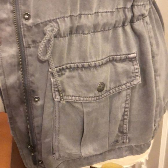 Max Jeans utility vest - Picture 2 of 6